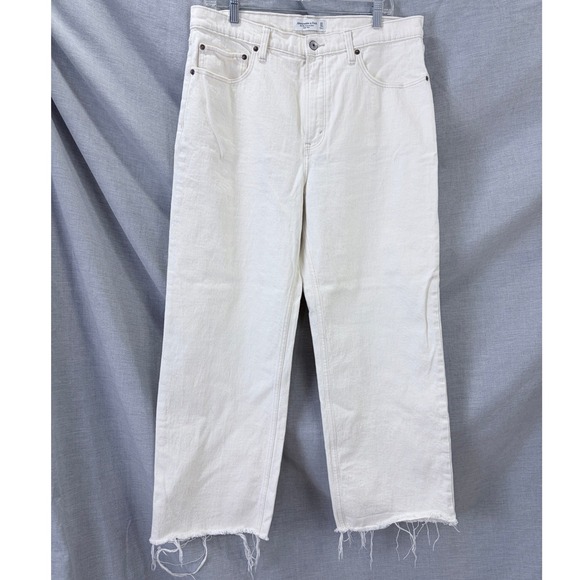 Abercrombie & Fitch Denim - Abercrombie &‎ Fitch The 90s Relaxed Jean High Rise Cream Raw Hem 32 / 14 Short